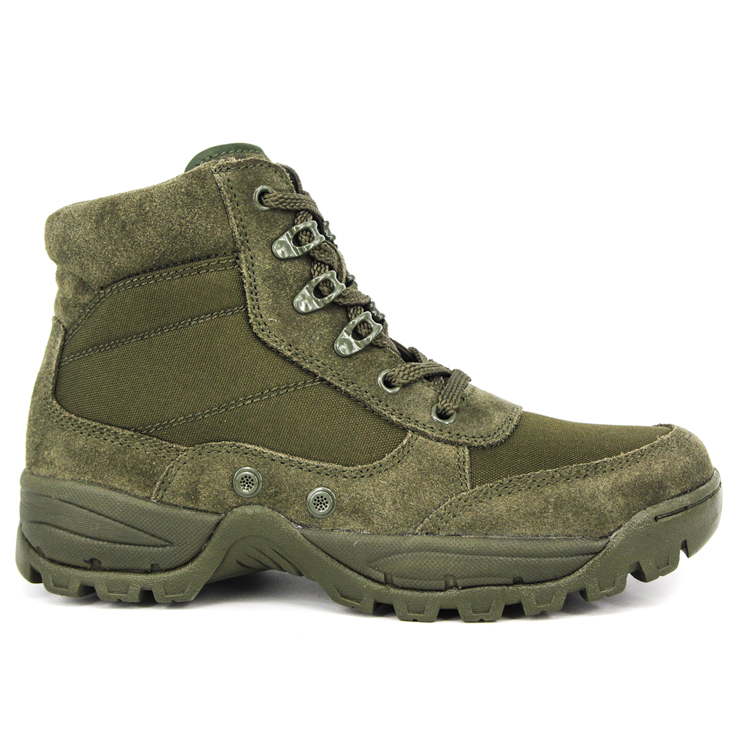Bottes de désert de l'armée verte en daim 7102