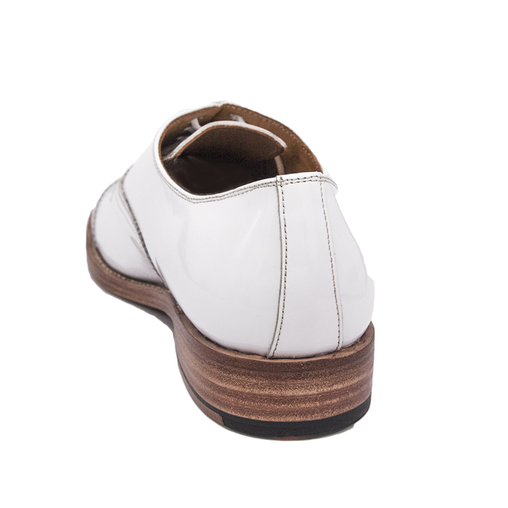 Chaussures de bureau des hommes blancs brillant 1255