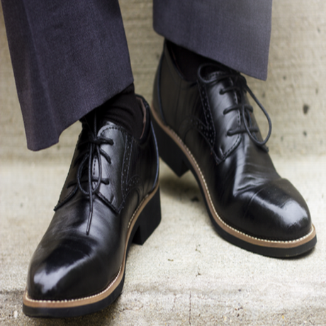 what kind of socks can be worn with office shoes（1）.png
