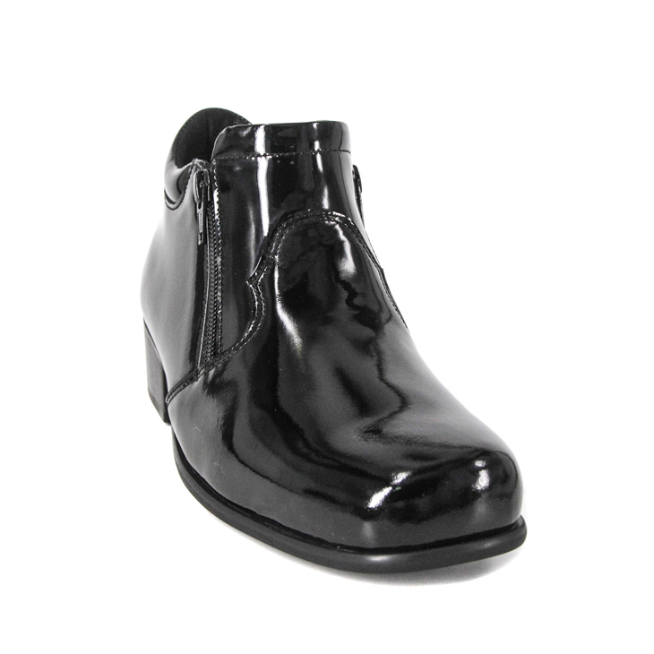Chaussures de bureau brillantes en cuir bas brevet à talon 1113
