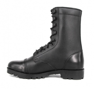 Bottes en cuir complètes