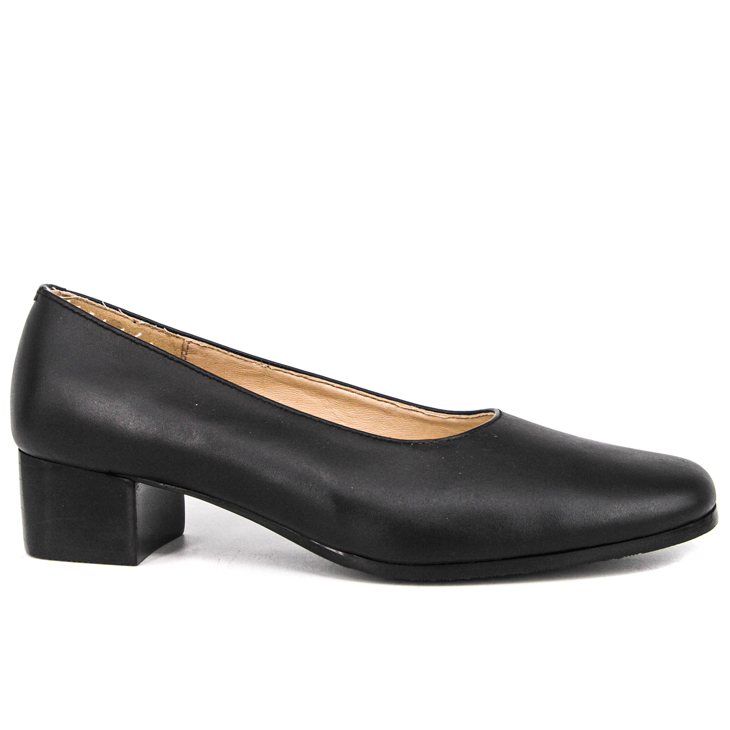 Chaussure de bureau féminine à talon bas noir 