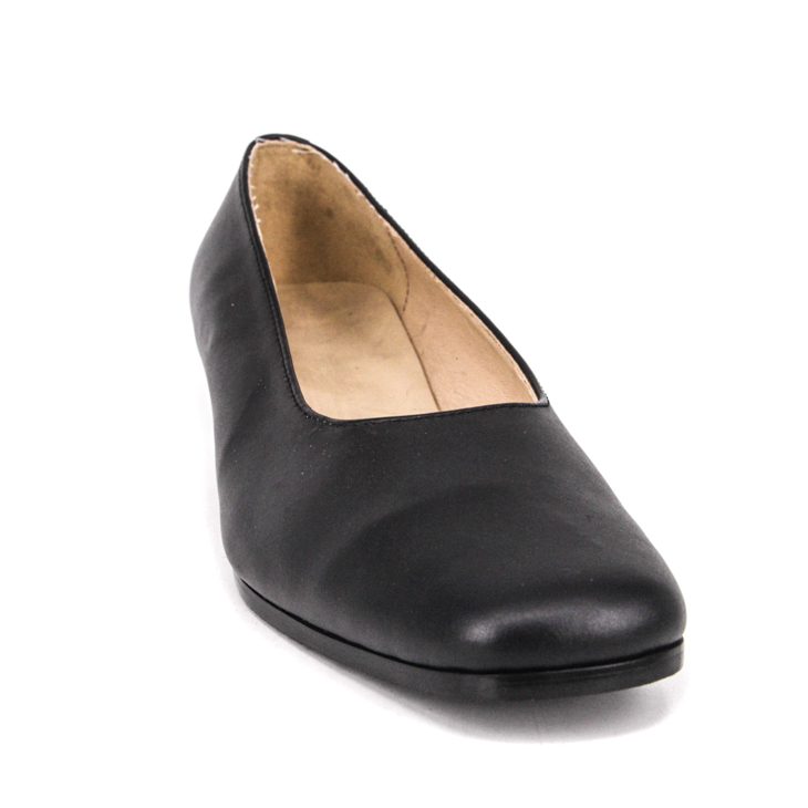 Chaussure de bureau féminine à talon bas noir 