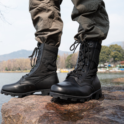 Quelle est la différence entre les bottes de combat et les bottes de saut?