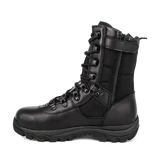 Les avantages des bottes tactiques légères pour les héros de tous les jours