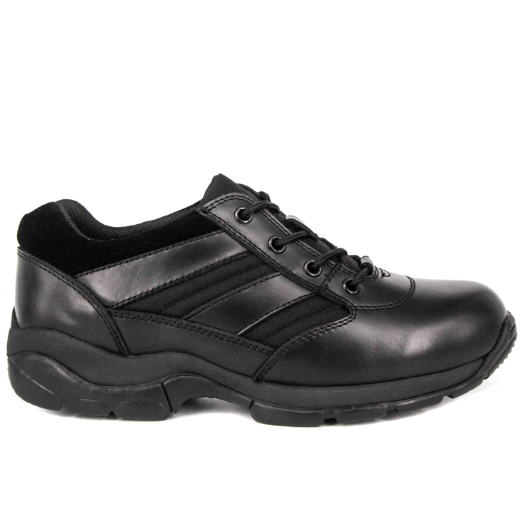 Les hommes noirs sporent des bottes de tactica militaire personnalisée 4131
