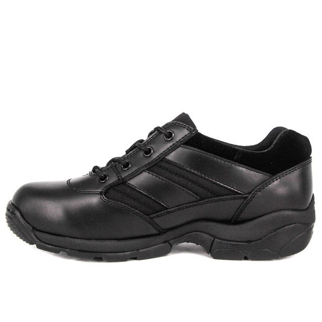 Les hommes noirs sporent des bottes de tactica militaire personnalisée 4131